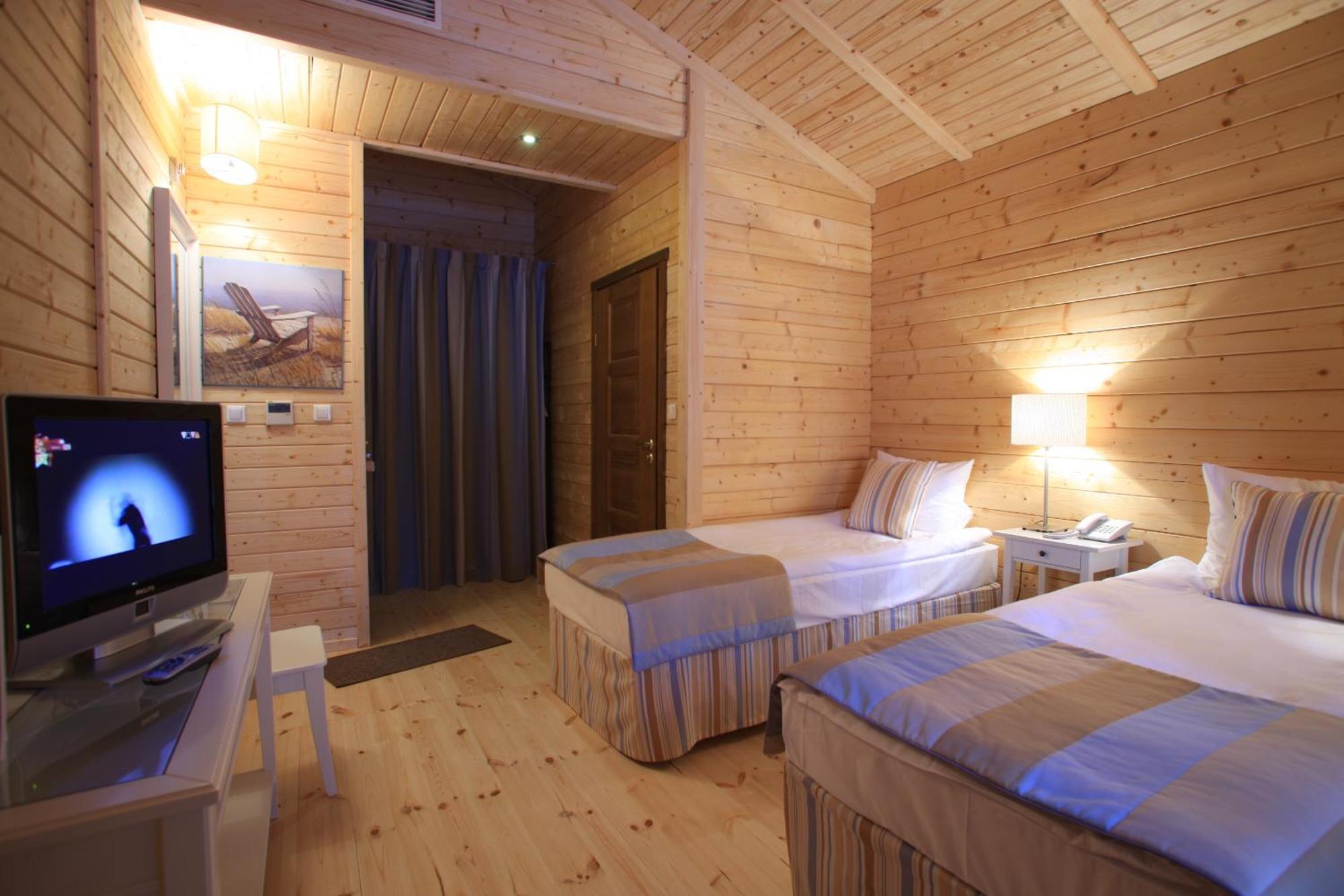 Jablon Lake Resort Pisz Rum bild